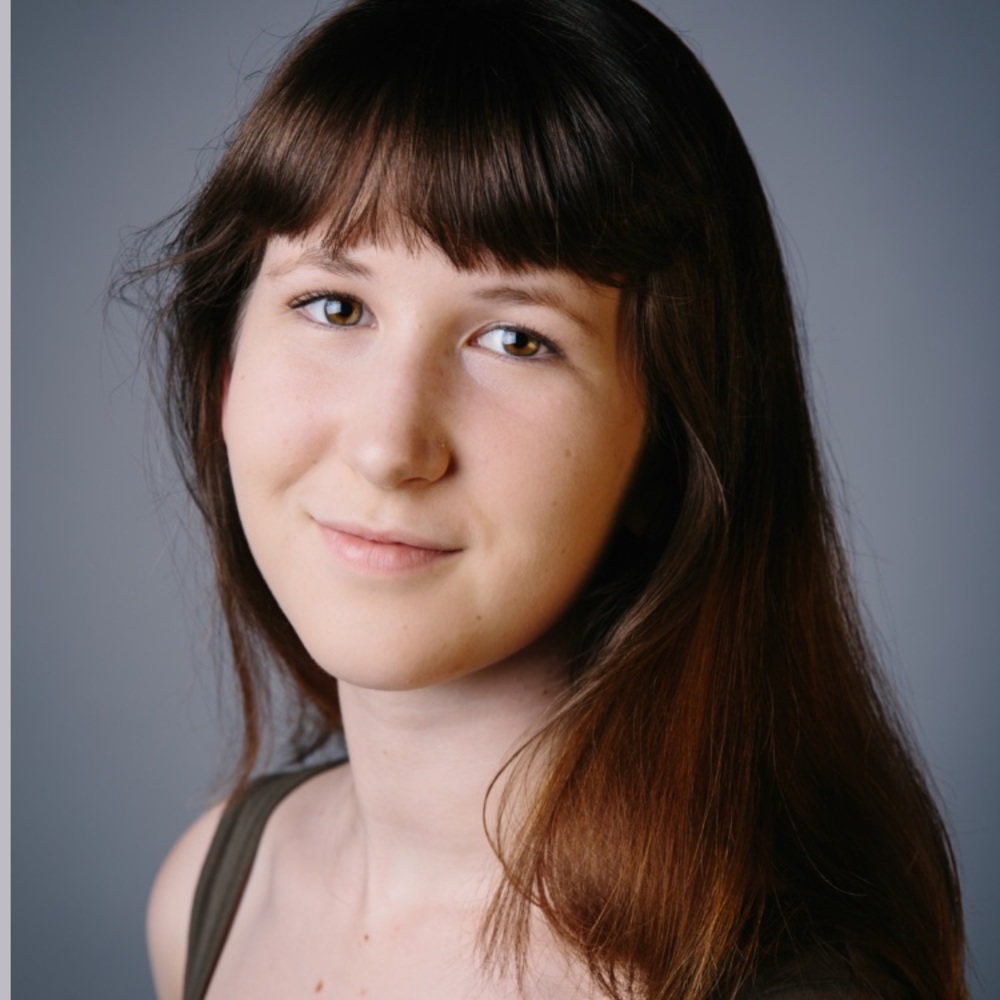 Meet your Posher, Kendra